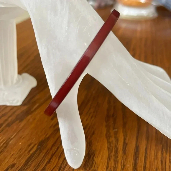 Vintage 1960s–1970s Brown Bakelite Style Bangle Bracelet – Retro Minimalist - Picture 7 of 11